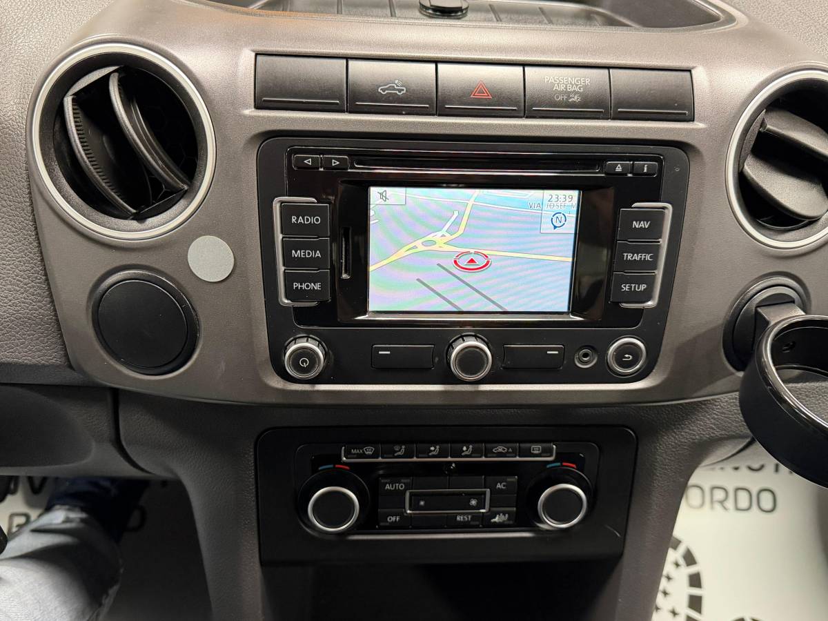 Shitet Volswagen Amarok 2.0