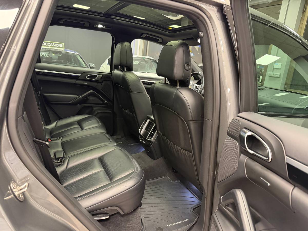 Porsche Cayenne 4.1